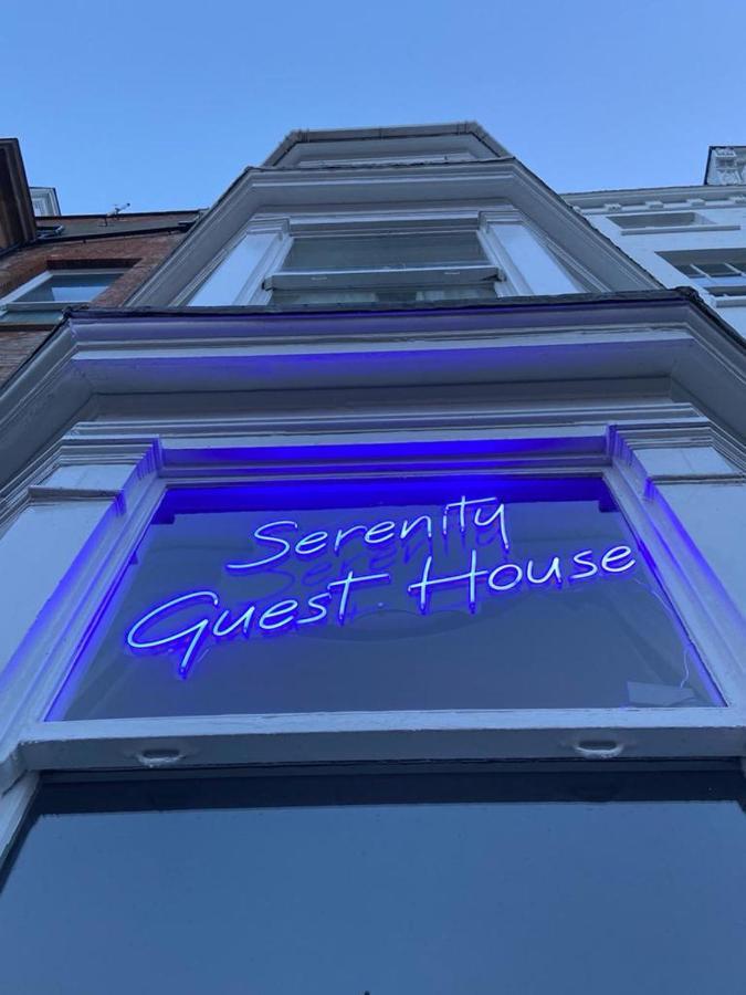 Serenity Guest House Скарборо Екстер'єр фото