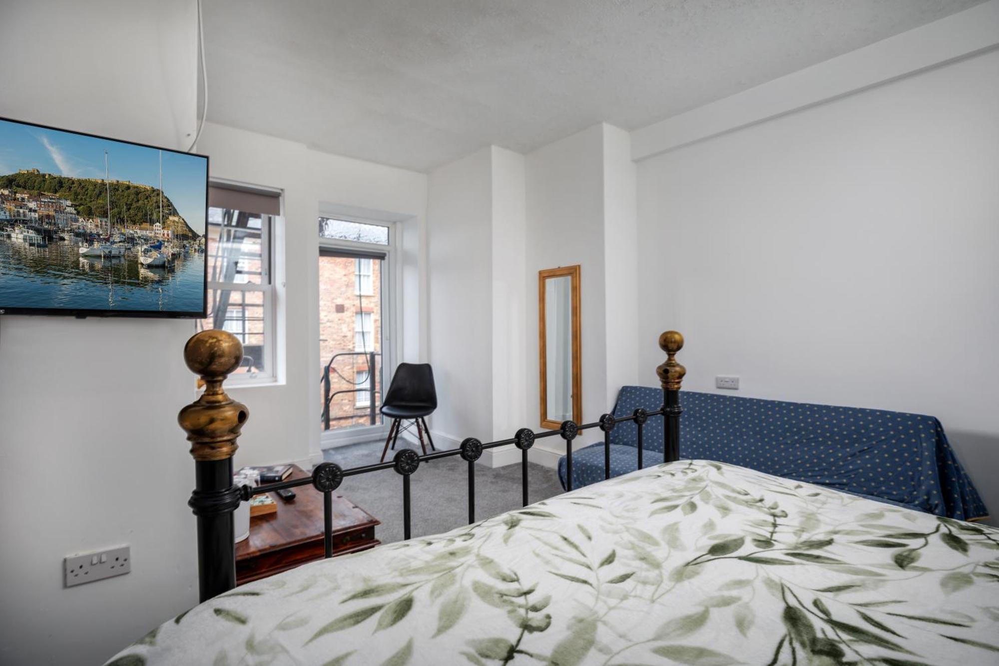 Serenity Guest House Скарборо Екстер'єр фото