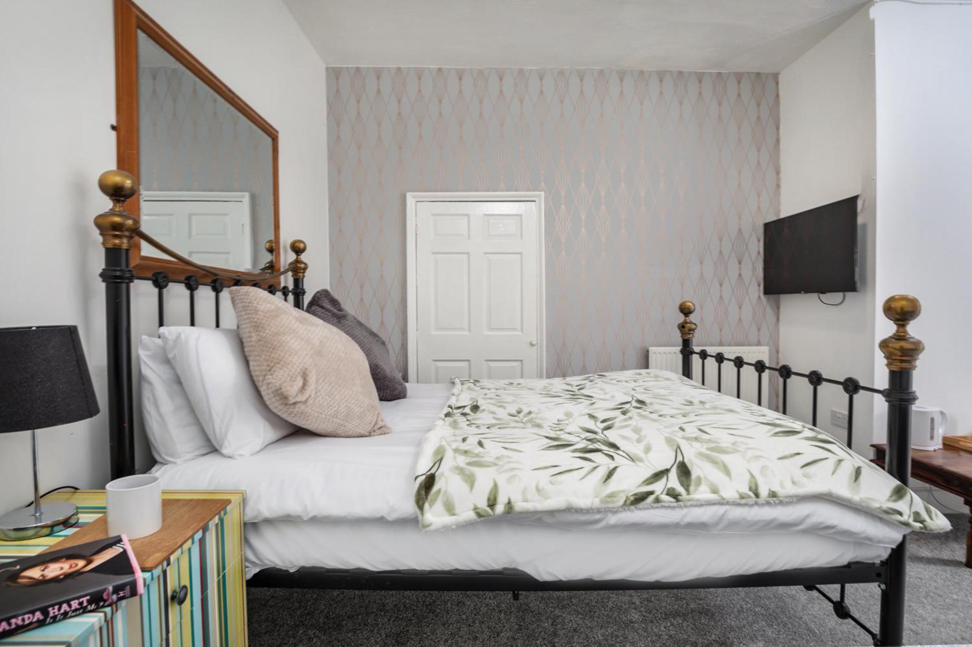 Serenity Guest House Скарборо Екстер'єр фото